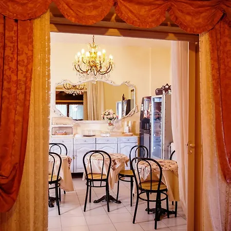 Santa Fara 3* Bari