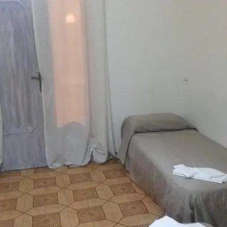 Frühstückspension Santa Fara 3*