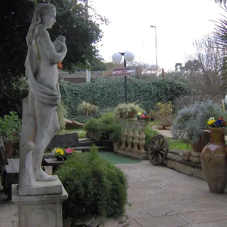 Santa Fara Frühstückspension Bari