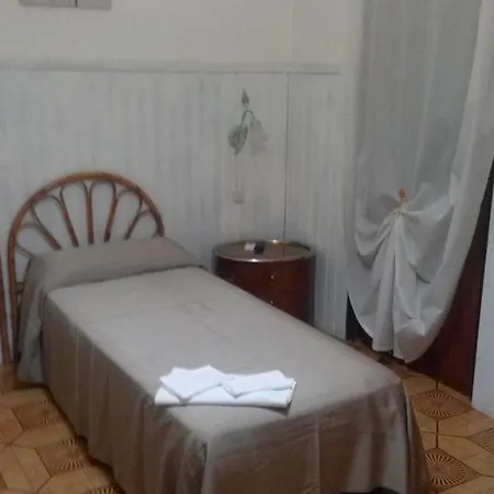 Santa Fara Bari