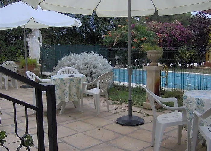 Bed & Breakfast Santa Fara 3*